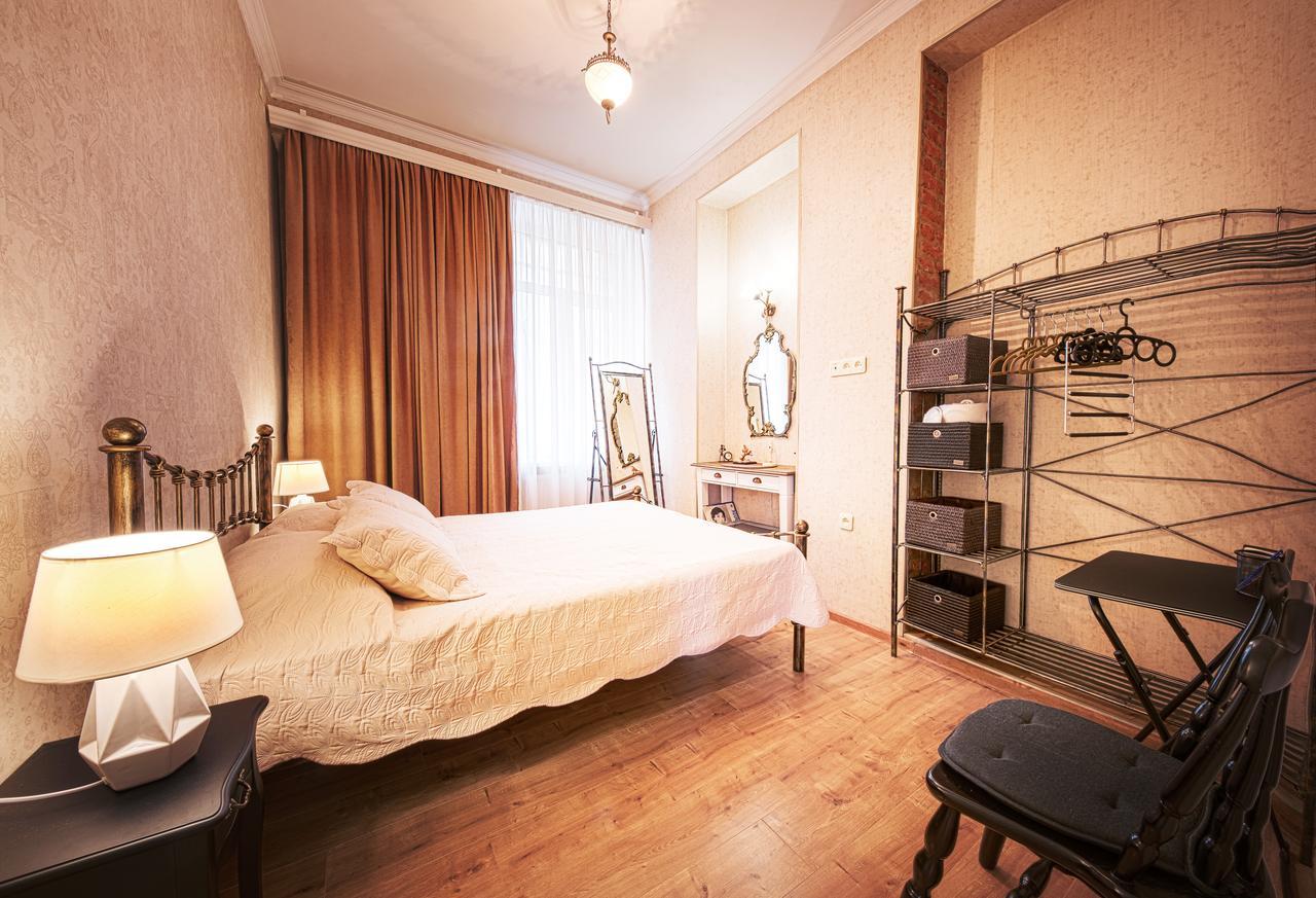 شقة Royal District Apt ♛ Tbilisi Center المظهر الخارجي الصورة